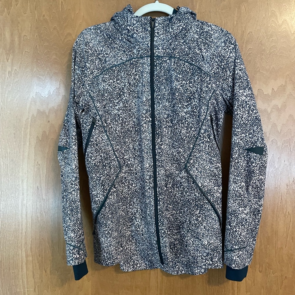 Lululemon rain jacket
